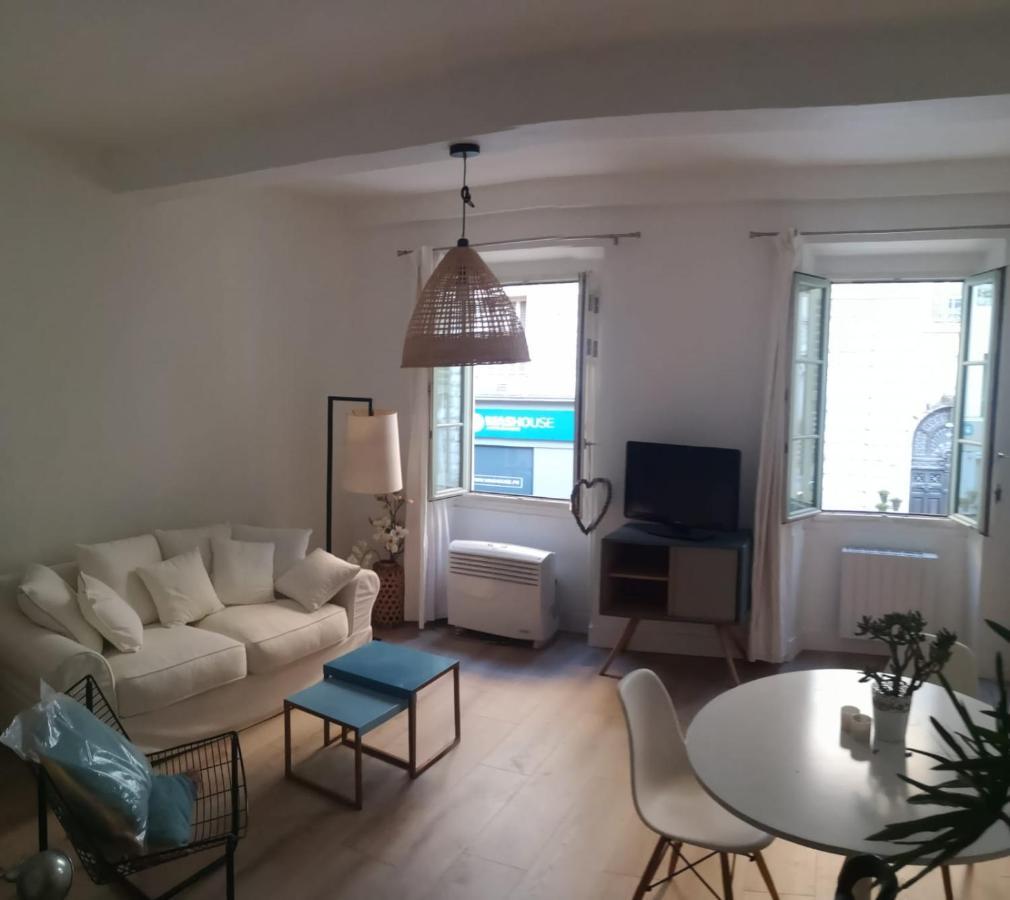 Joli Appartement Nicois En Bord De Mer Nicea Zewnętrze zdjęcie